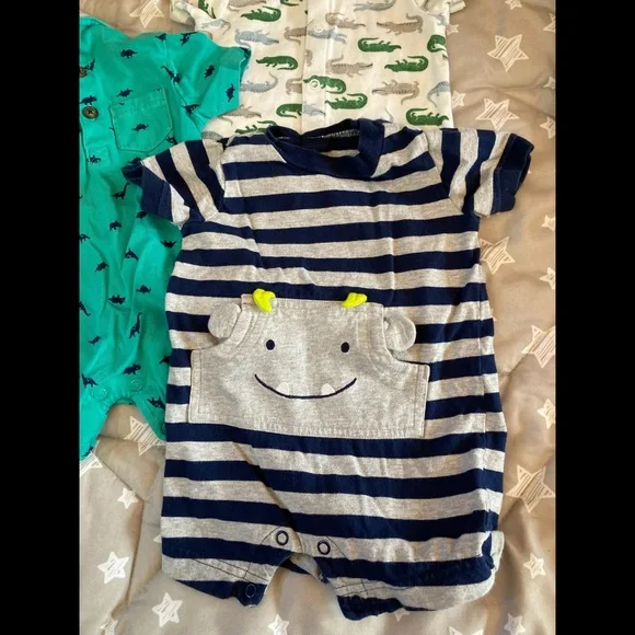 Carter’s Bundle - Picture 2 of 7